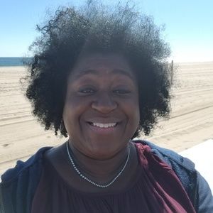 Meet your Posher, Deidre j